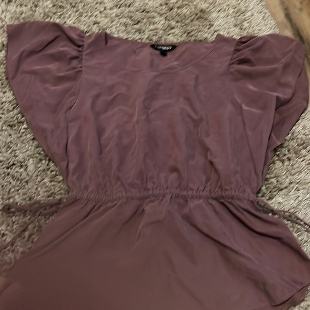 Express too with cinched waist